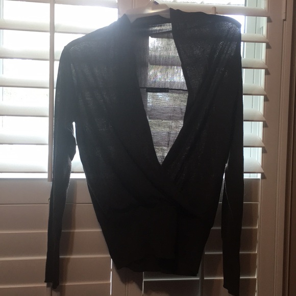 Very pretty dark brown sweater - Picture 1 of 3